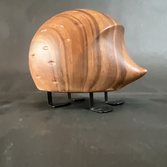 Vintage Wooden Hedgehog Figurine 6 x 5 Metal Feet Forest Animal Decor - Picture 3 of 10